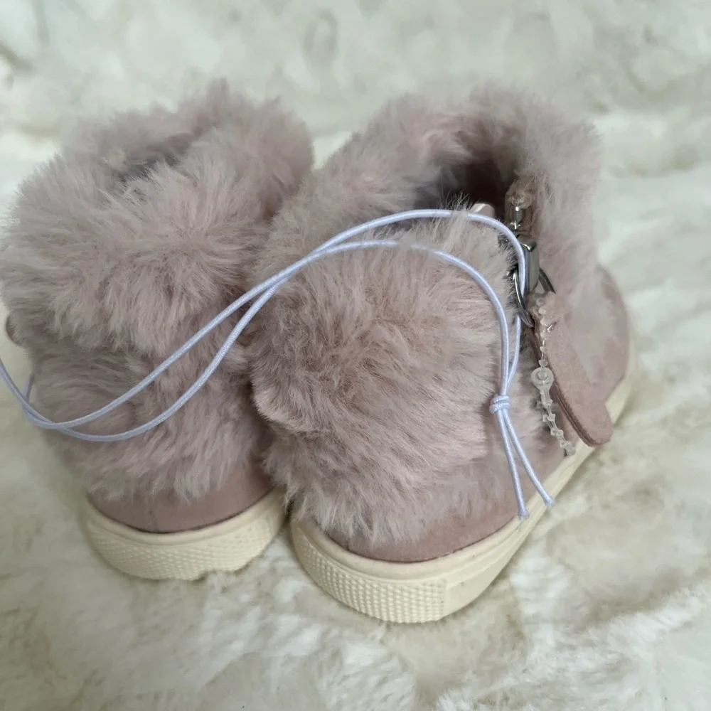 Sugar Toddler Blush pink Cozy Boots, Size 5